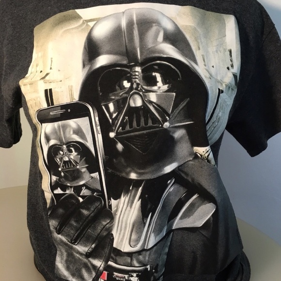 NWOT Star Wars Darth Vader Selfie T Shirt Retro - Picture 3 of 4